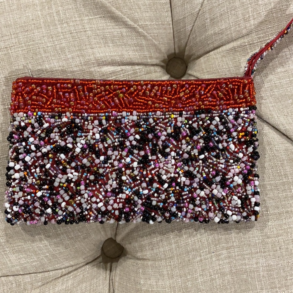 Beaded clutch wristlet - Picture 2 of 3